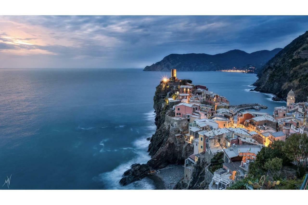 Appartamento Joivy Lovely Apt For 2, With Terrace And Lovely View Vernazza Esterno foto